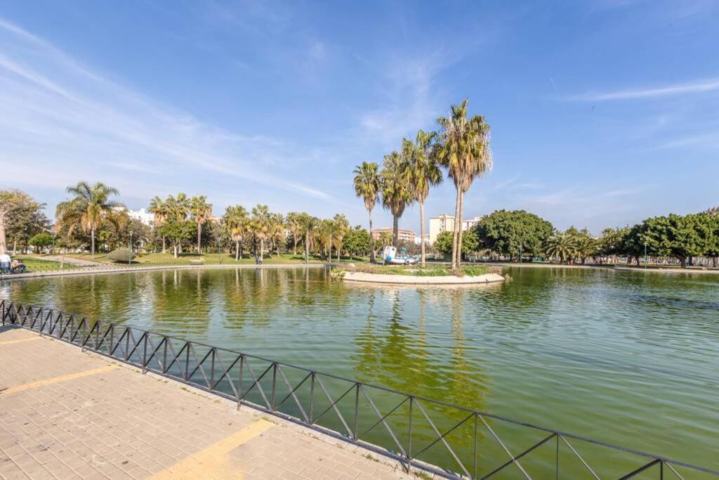 马拉加Playa Huelin Apartamento公寓 外观 照片
